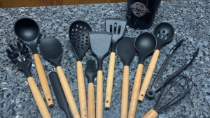 Are silicone kitchen utensils safe