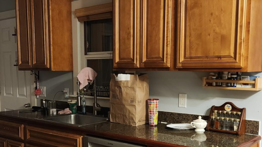 Best Paint Colors for Kitchen Cabinets with Brown Granite 2 Kitchen Cabinets What Color Paint Goes With Brown Granite 1